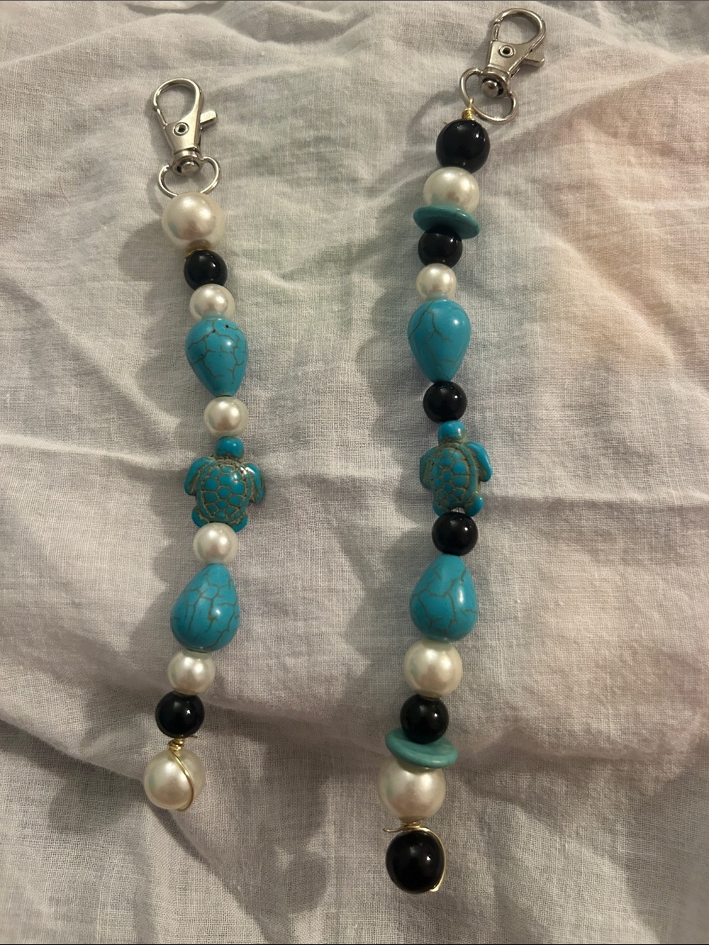 Handmade Turquoise Turtle Bead Charm Keychain - Blue & Black